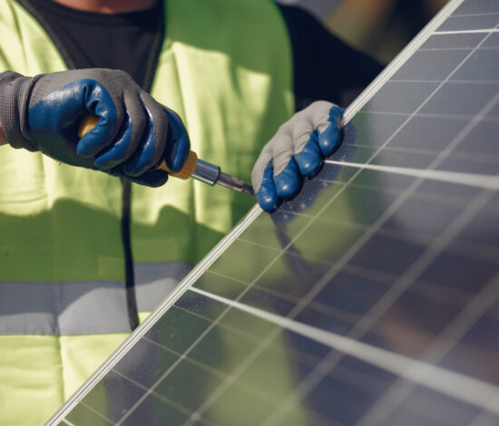 Adecuación y Estructura para Paneles Solares